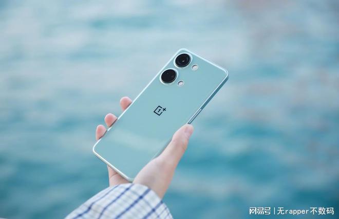 安卓CPU排行榜更新:骁龙8G2一骑绝尘,天玑9000性价比高得离谱插图5 安卓CPU排行榜更新:骁龙8G2一骑绝尘,天玑9000性价比高得离谱插图5