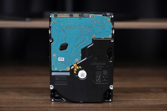 超大容量!稳定可靠! 东芝N300系列NAS硬盘评测插图5 超大容量!稳定可靠! 东芝N300系列NAS硬盘评测插图5