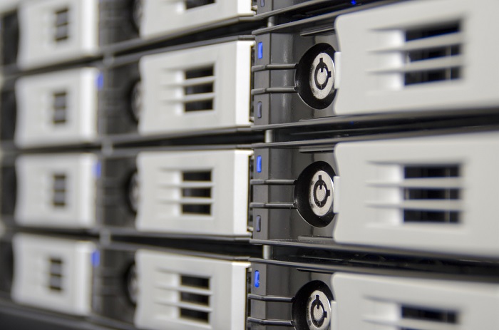 Lenovo/Iomega的NAS存在权限控制缺陷,导致海量信息泄露插图 在这里插入图片描述