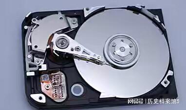 机械硬盘的工作原理以及优劣分析!插图3 机械硬盘的工作原理以及优劣分析!插图3