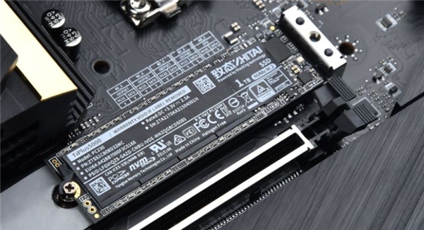 笔记本电脑加硬盘,选机械硬盘还是固态硬盘?插图2 笔记本电脑加硬盘,选机械硬盘还是固态硬盘?插图2