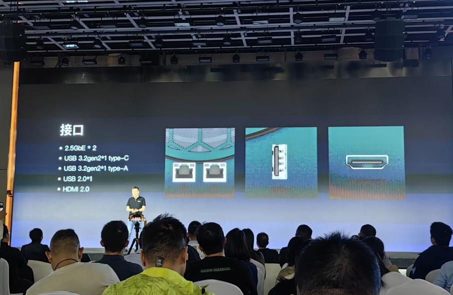 极空间发布全新旗舰NAS产品Z423,凭借卓越性能引领私有云市场插图3 极空间发布全新旗舰NAS产品Z423,凭借卓越性能引领私有云市场插图3